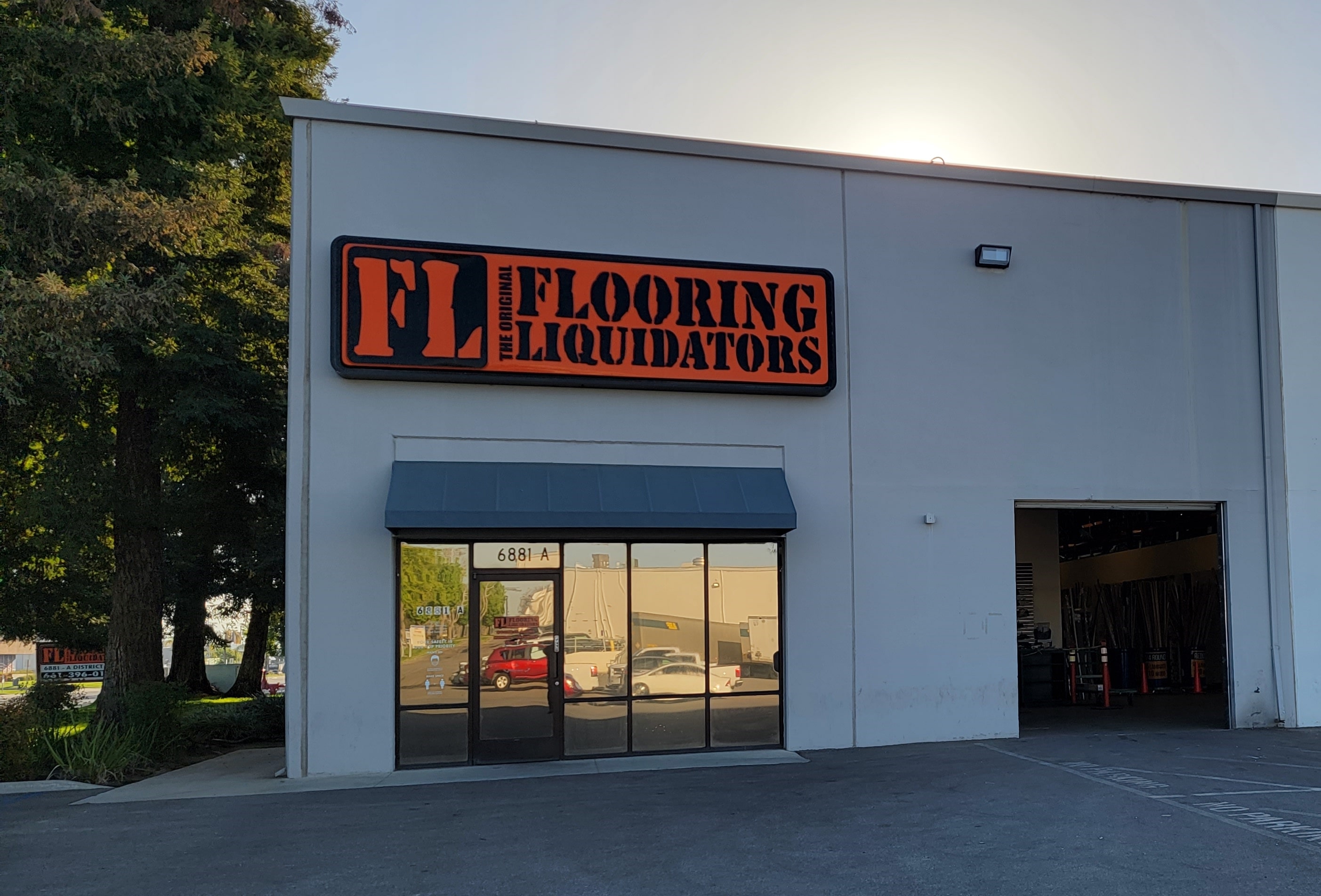 Flooring Showroom in Bakersfield, CA | Flooring Liquidators